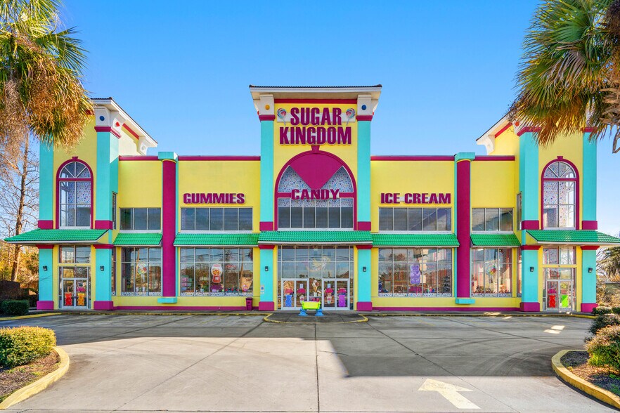 4831 S Kings Hwy, Myrtle Beach, SC à vendre - Photo du bâtiment - Image 2 de 27