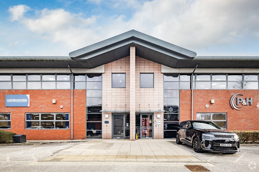 Yew Tree Way, Warrington à vendre - Photo du bâtiment - Image 2 de 4