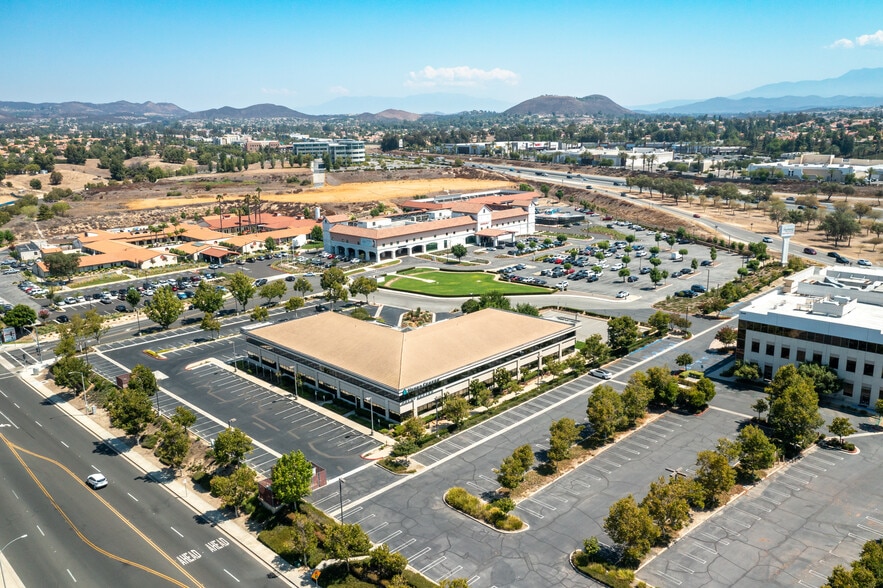 25485 Medical Center Dr, Murrieta, CA à louer - Aérien - Image 2 de 9