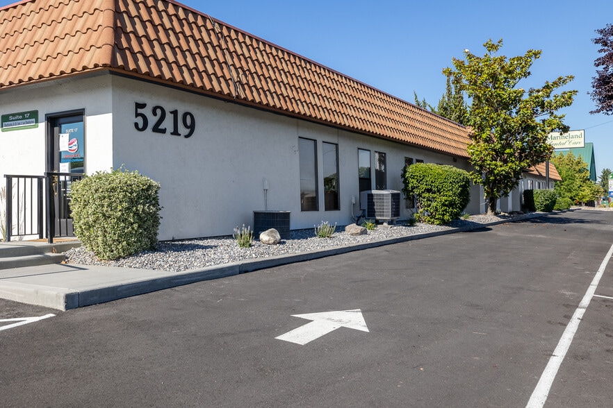 5219 Clearwater St, Kennewick, WA for lease - Building Photo - Image 2 of 13