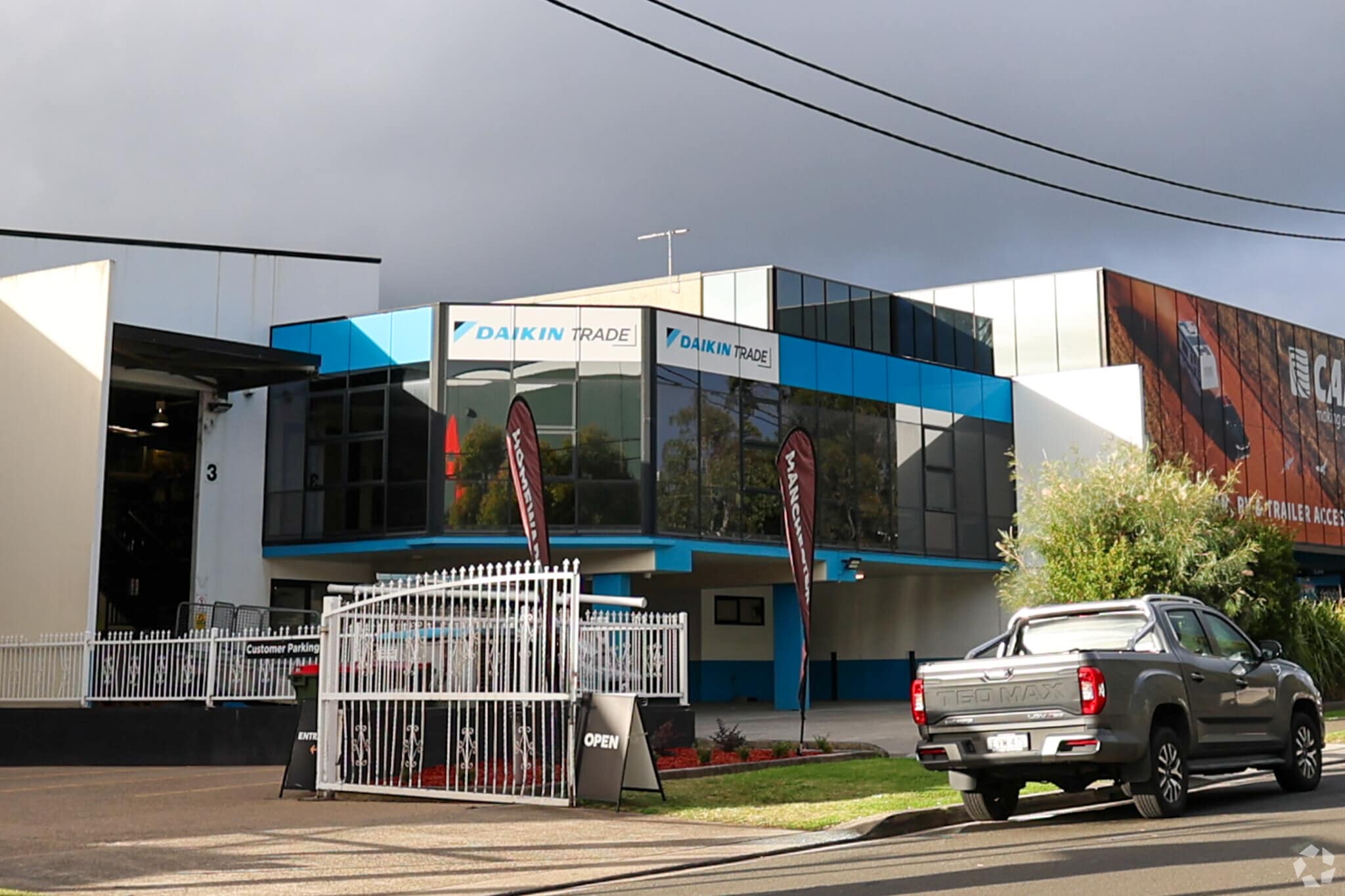 3 Koonya Cct, Caringbah for sale Primary Photo- Image 1 of 8