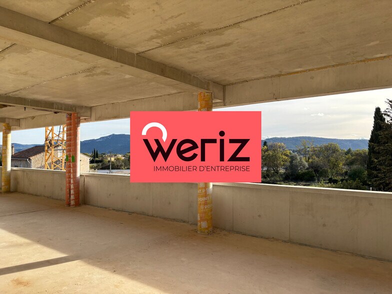 Bureau dans Aubagne à vendre - Photo du bâtiment - Image 1 de 13
