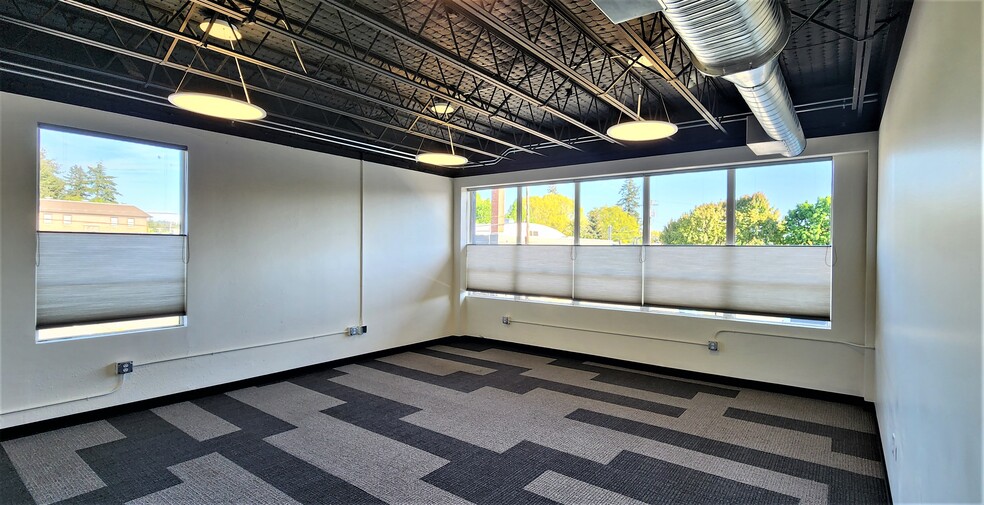 1249 Willamette St, Eugene, OR for lease - Interior Photo - Image 2 of 15