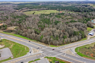 50 acres 4 Lane Intersection High Traffic - Dépanneur