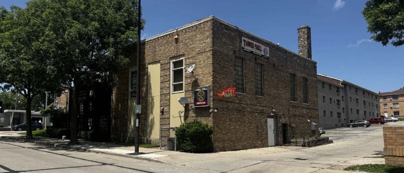 6922 W Orchard St, West Allis, WI à vendre - Photo principale - Image 2 de 18