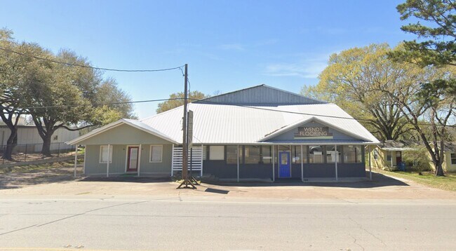 More details for 767 W Main St, Bellville, TX - Retail for Sale