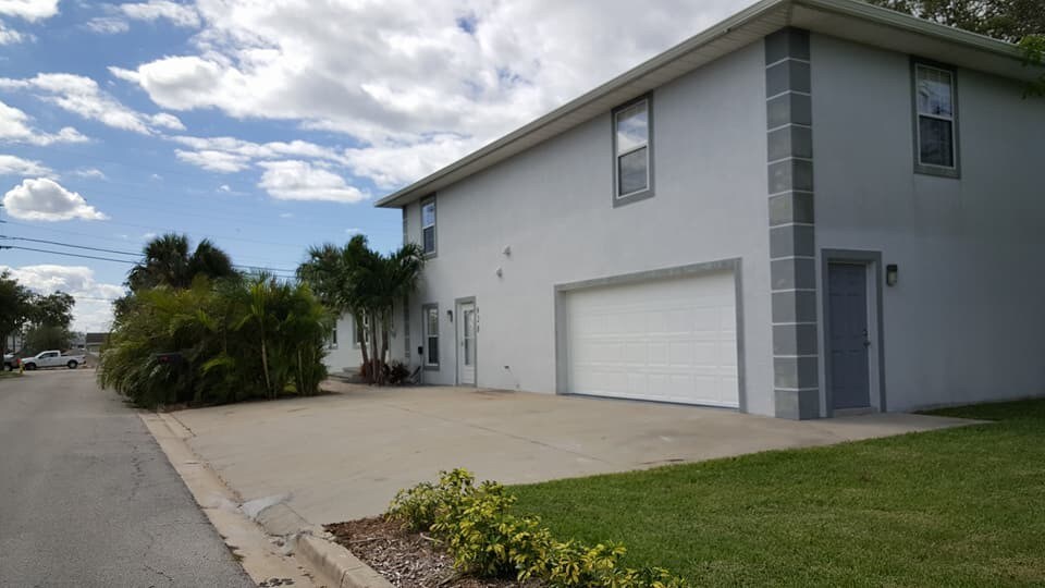 928 Myrtle Ave, Melbourne, FL à louer Photo du bâtiment- Image 1 de 23