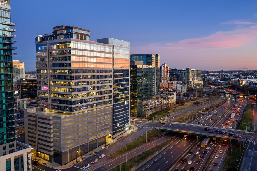 1222 Demonbreun St, Nashville, TN à louer - Photo du bâtiment - Image 2 de 20