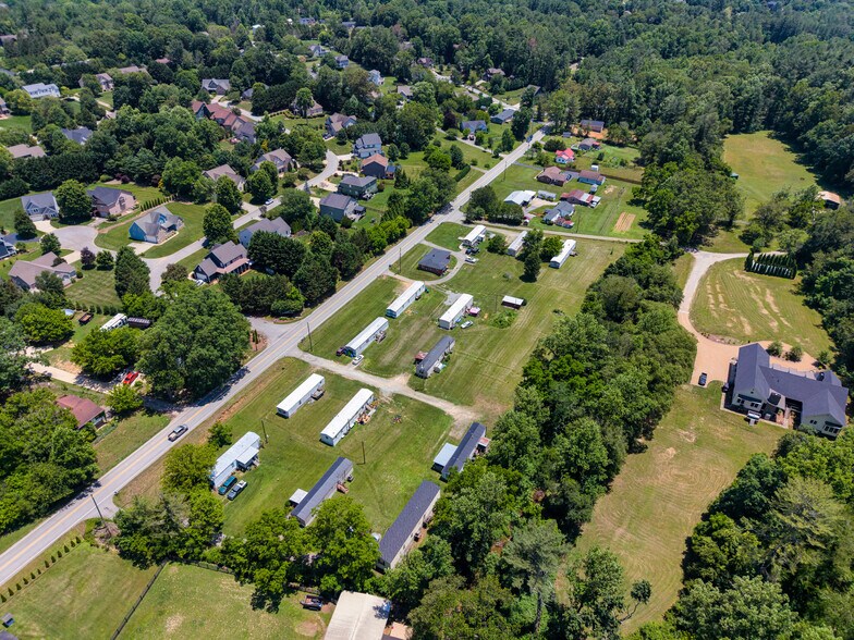 Asheville MHP Portfolio portefeuille de 2 propriétés à vendre sur LoopNet.ca - Photo du bâtiment - Image 2 de 11