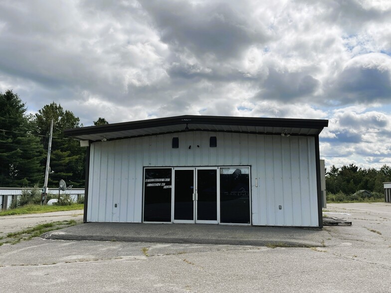 728 Main St, Richmond, ME à vendre - Photo du bâtiment - Image 1 de 1