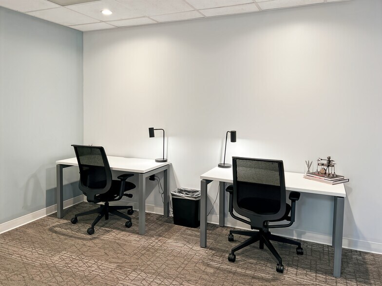 3117 Whiting Ave, Charlotte, NC à louer - Photo du bâtiment - Image 3 de 34