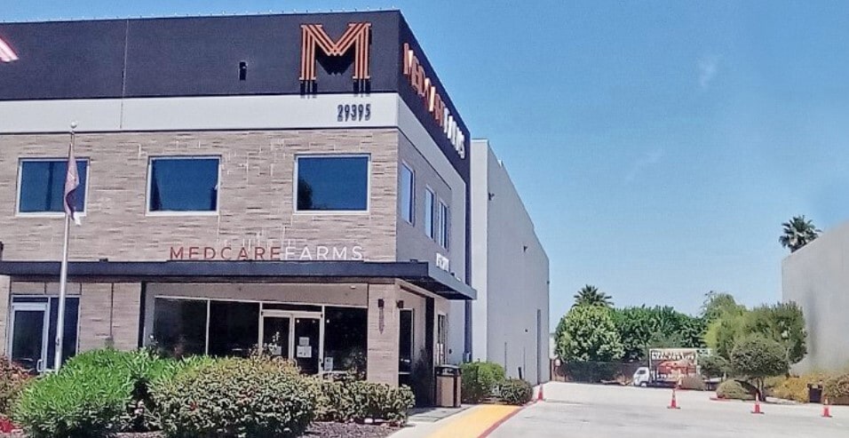 29395 Hunco Way, Lake Elsinore, CA for lease - Building Photo - Image 2 of 3