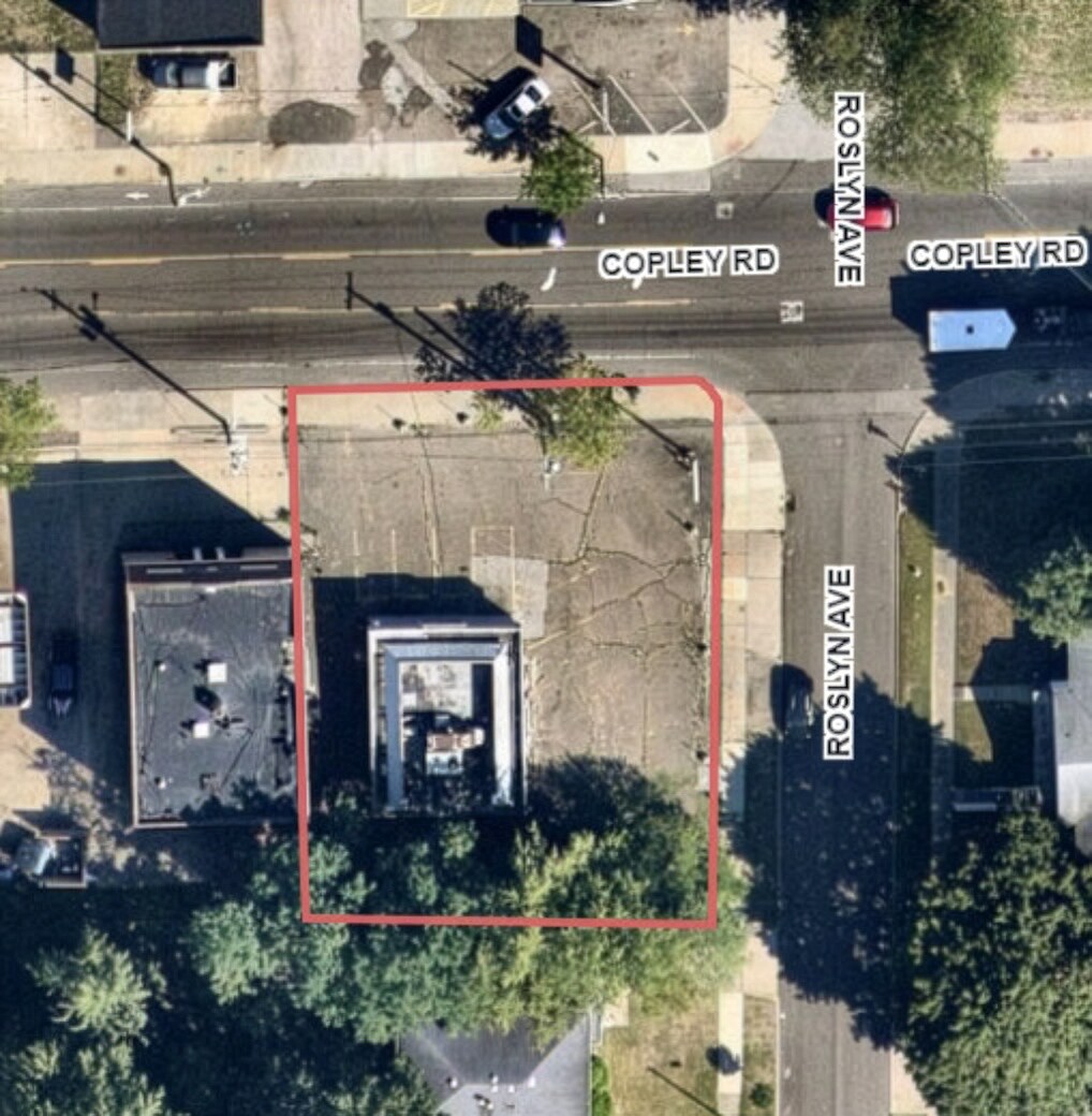 1261 Copley Rd, Akron, OH à vendre Aérien- Image 1 de 2