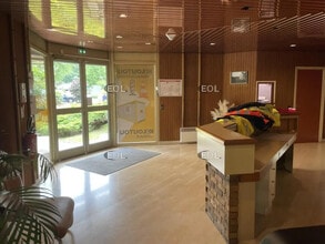 Flex in Ennery for lease Building Photo- Image 2 of 26