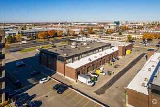 4000-4036 Boul De La Côte-Vertu, Montréal, QC - AERIAL map view