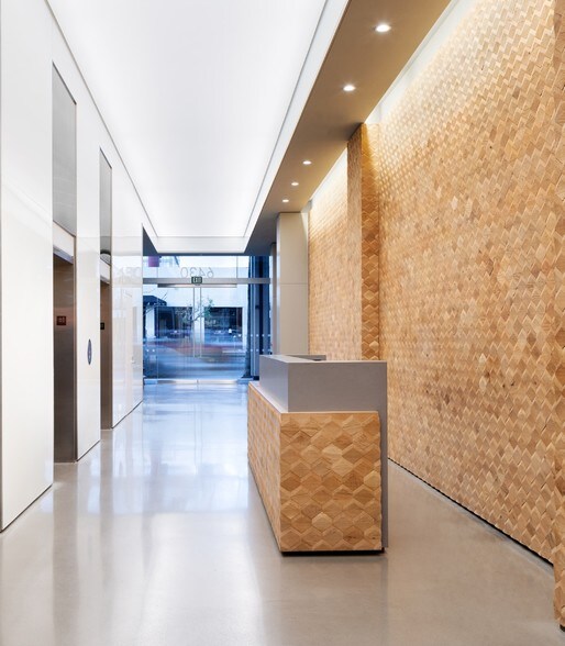 6430 W Sunset Blvd, Los Angeles, CA à louer - Hall d’entrée - Image 2 de 10