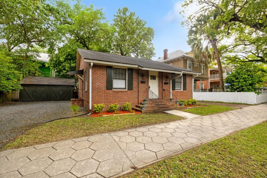 240 E 6th St, Jacksonville, FL for sale - Building Photo - Image 2 of 16