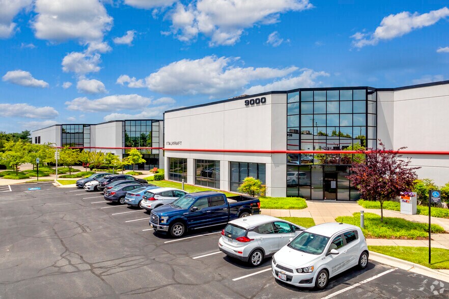 9000 Virginia Manor Rd, Beltsville, MD à louer - Photo du bâtiment - Image 2 de 4