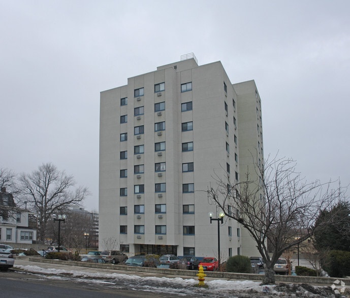 51 Schuyler Ave, Stamford, CT for sale - Building Photo - Image 2 of 3