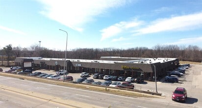 7501 N University St, Peoria, IL à louer Photo intérieure- Image 1 de 6