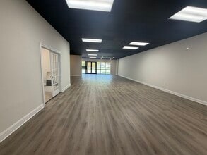 1461 Hunter Hill Rd, Rocky Mount, NC for lease Interior Photo- Image 2 of 12