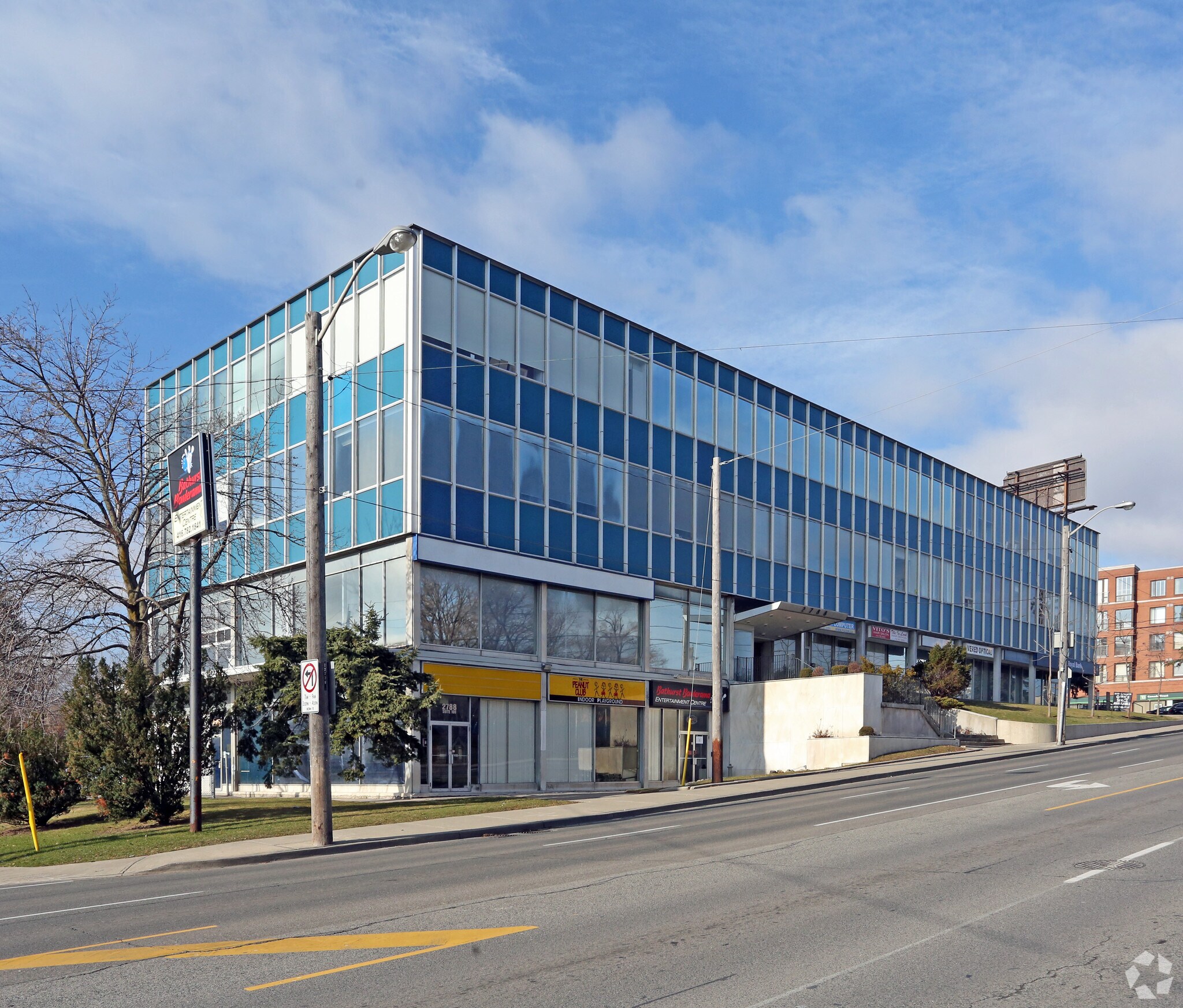 2788 Bathurst St, Toronto, ON à vendre Photo principale- Image 1 de 1