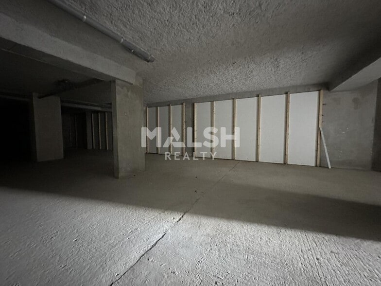 573 Rue D'Anse, Villefranche-sur-Saône à louer - Photo intérieure - Image 3 de 4