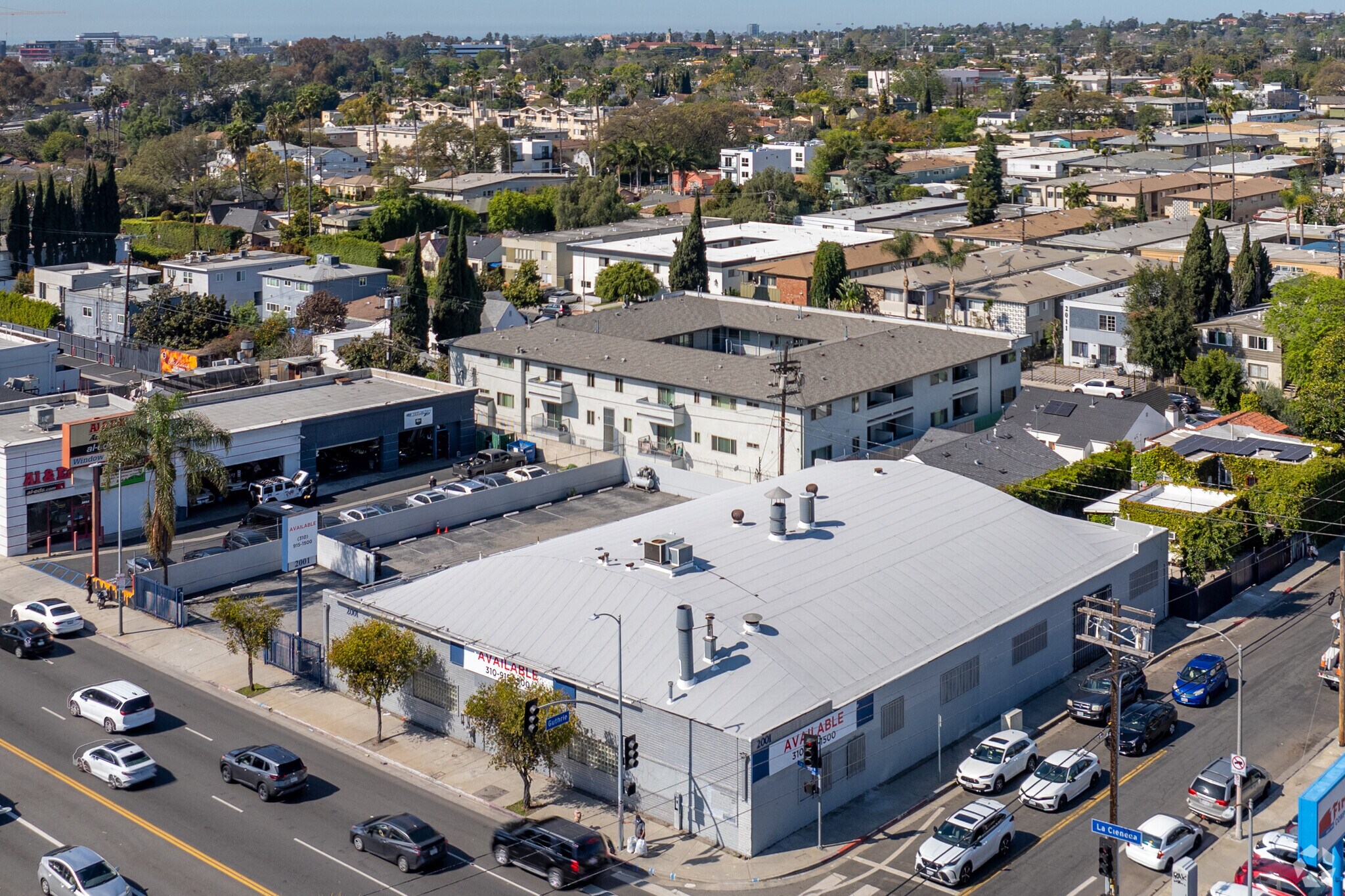 2001 S La Cienega Blvd, Los Angeles, CA à vendre Aérien- Image 1 de 1