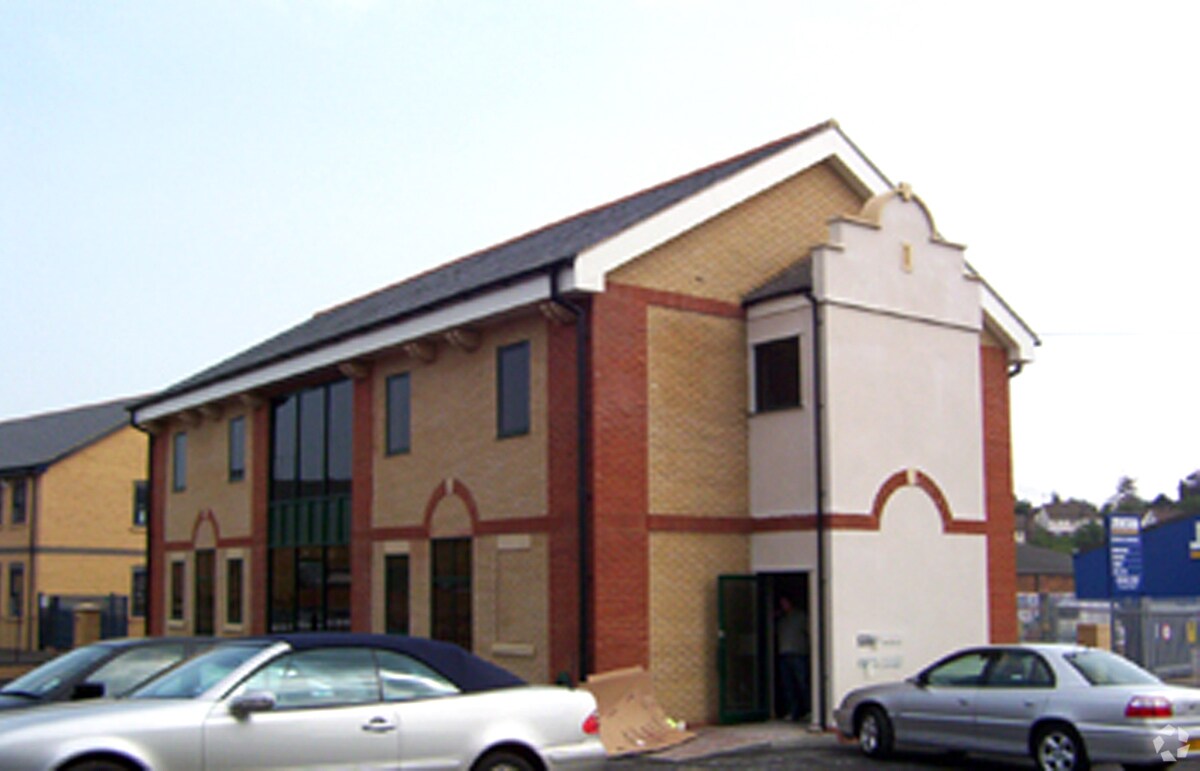 Station Rd, Maldon à louer Photo principale- Image 1 de 13