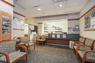 2691 Hylan Blvd, Staten Island, NY for lease Interior Photo- Image 2 of 16