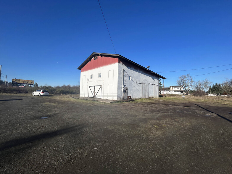 28425 Salmon River Hwy, Grand Ronde, OR for lease - Building Photo - Image 1 of 32