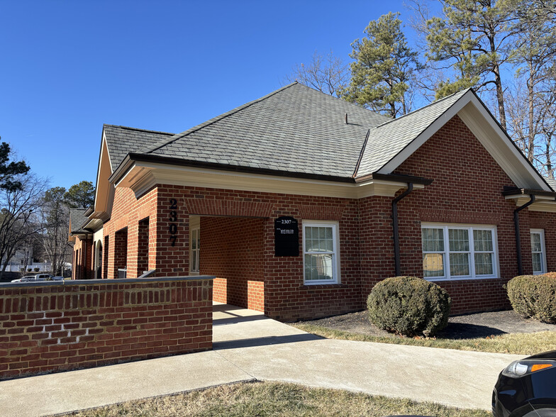 2307 N Parham Rd, Richmond, VA for lease - Building Photo - Image 3 of 10