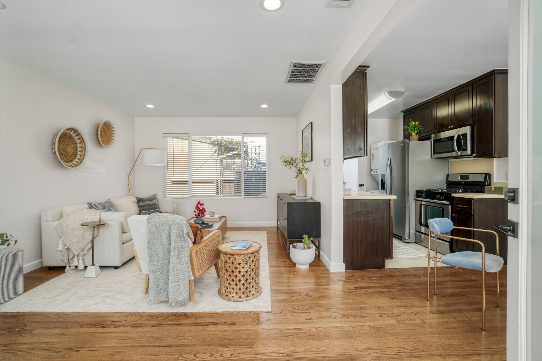 2402 Ocean Park Blvd, Santa Monica, CA for sale Primary Photo- Image 1 of 1