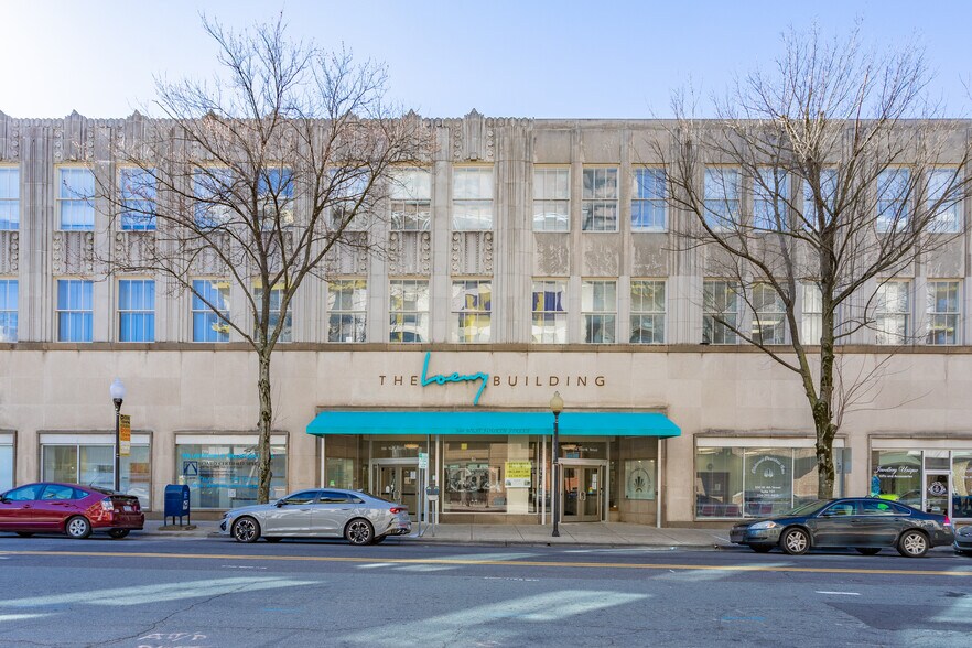 500 W Fourth St, Winston-Salem, NC à louer - Photo du bâtiment - Image 1 de 21