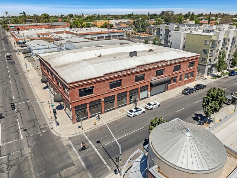 600 N El Dorado St, Stockton, CA à vendre - Photo du bâtiment - Image 3 de 43