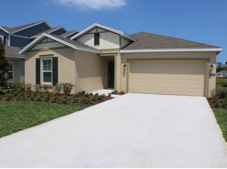 Residential Rentals portfolio of 5 properties for sale on LoopNet.ca - Building Photo - Image 2 of 5