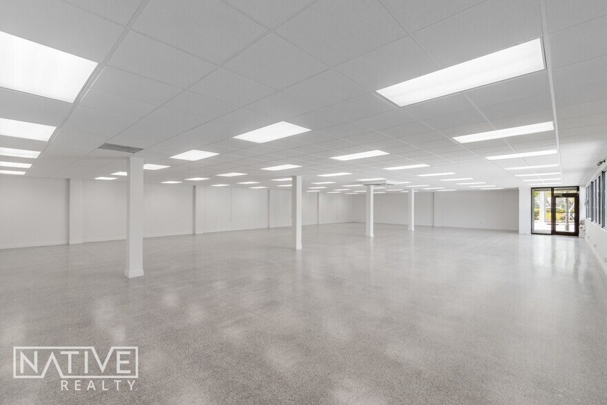 700 NE 13th St, Fort Lauderdale, FL à vendre - Photo du bâtiment - Image 2 de 22