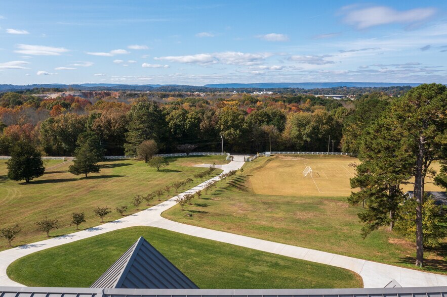 7468 Noah Reid Rd, Chattanooga, TN à vendre - Photo du bâtiment - Image 3 de 33