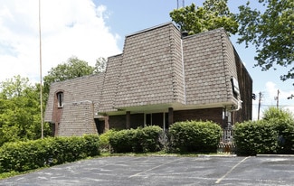 Plus de détails pour 954 W North Bend Rd, Cincinnati, OH - Bureau à vendre