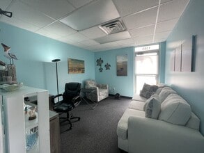 1357-1363 Highway A1A, Satellite Beach, FL à louer Photo intérieure- Image 2 de 7