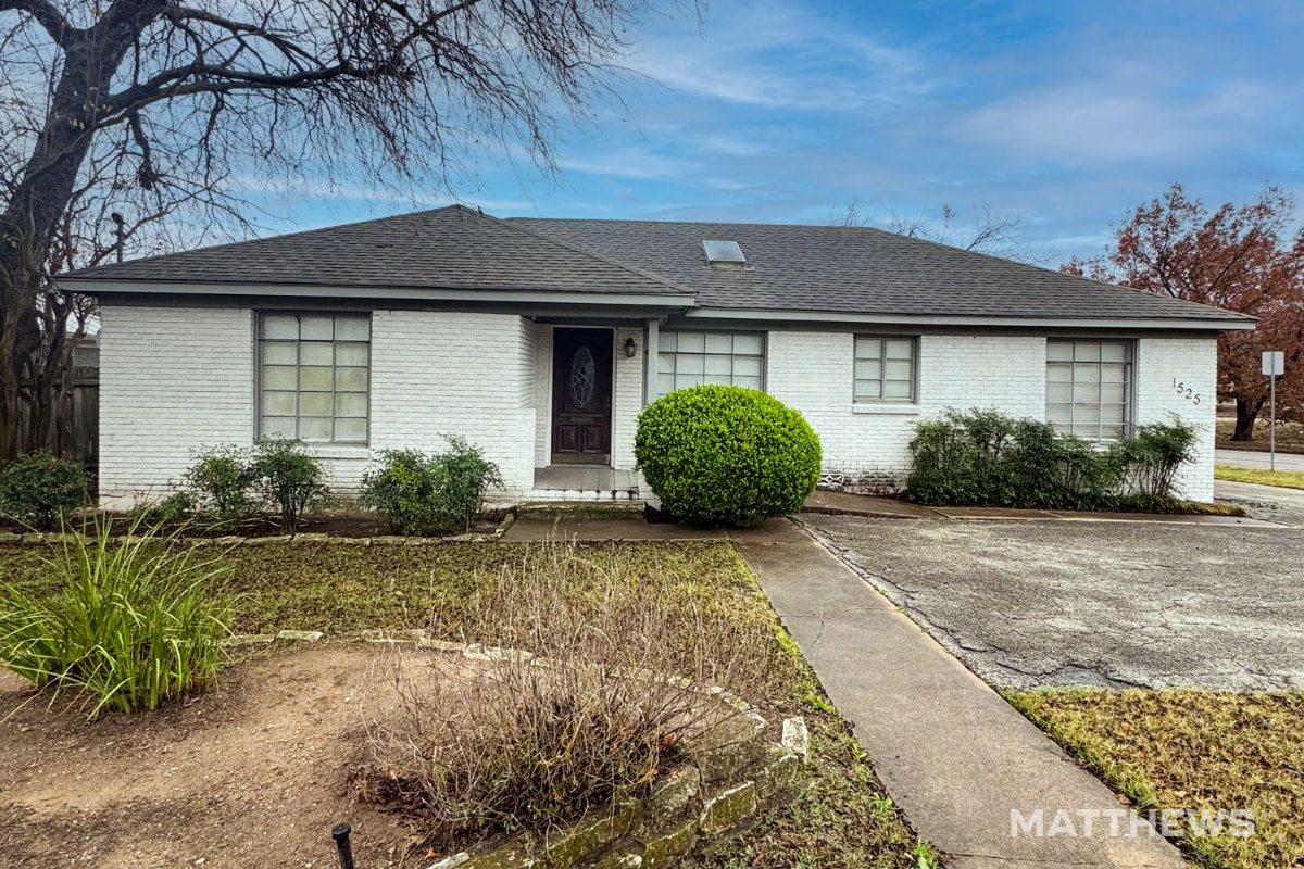 1525 W Koenig Ln, Austin, TX for sale Primary Photo- Image 1 of 4