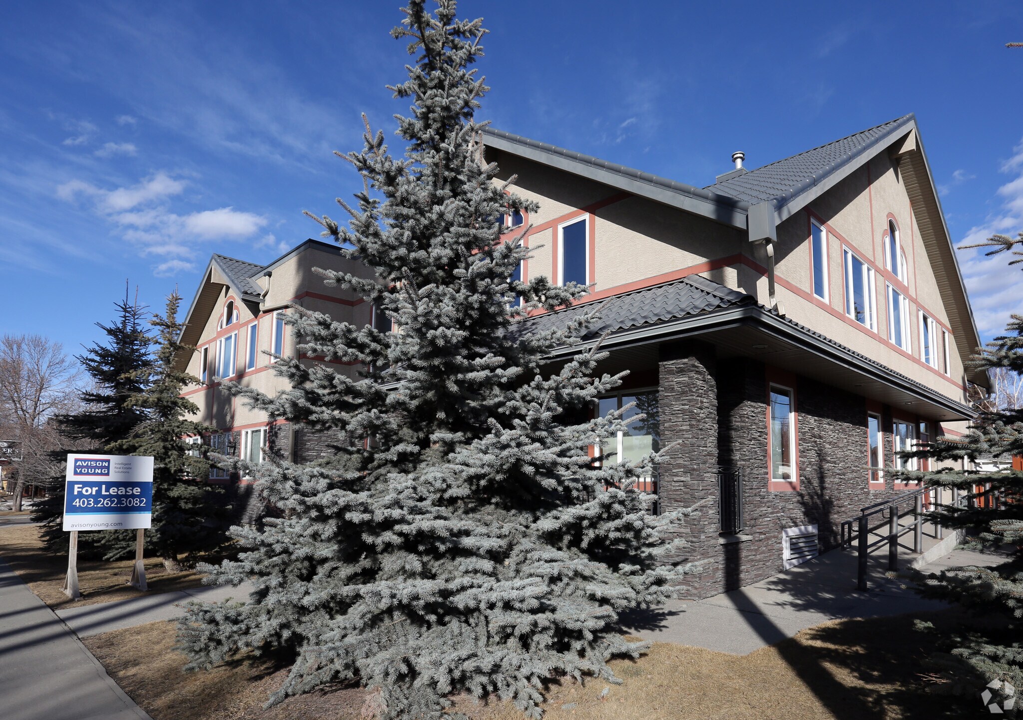 3116 4th St NW, Calgary, AB à vendre Photo du bâtiment- Image 1 de 1