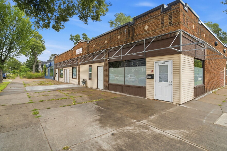 3659 S Cedar Ave, Minneapolis, MN for sale - Building Photo - Image 1 of 55