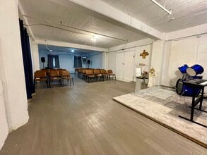 58 Pulaski St, Peabody, MA for lease Interior Photo- Image 1 of 3