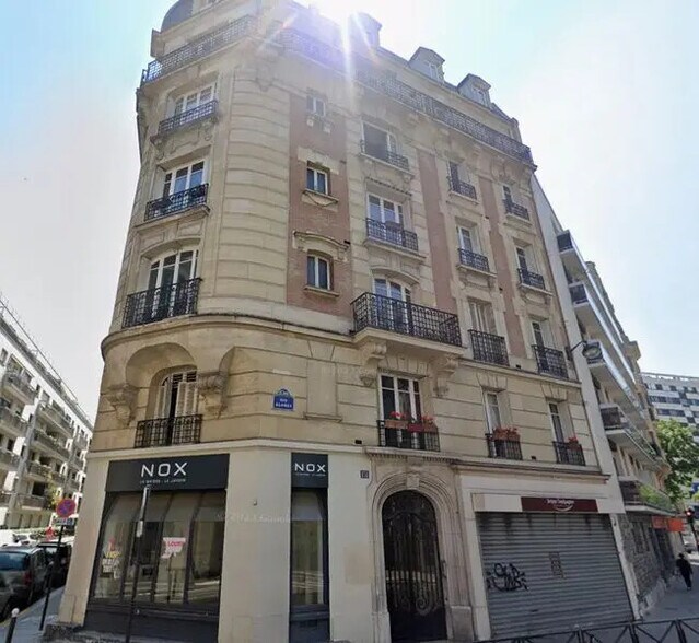 Retail in Paris for lease - Building Photo - Image 1 of 1