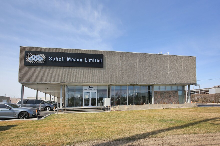 34 Greensboro Dr, Toronto, ON for lease - Building Photo - Image 2 of 9