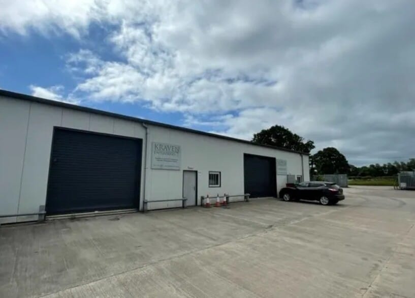 Monmouth Rd, Usk for lease - Building Photo - Image 3 of 3