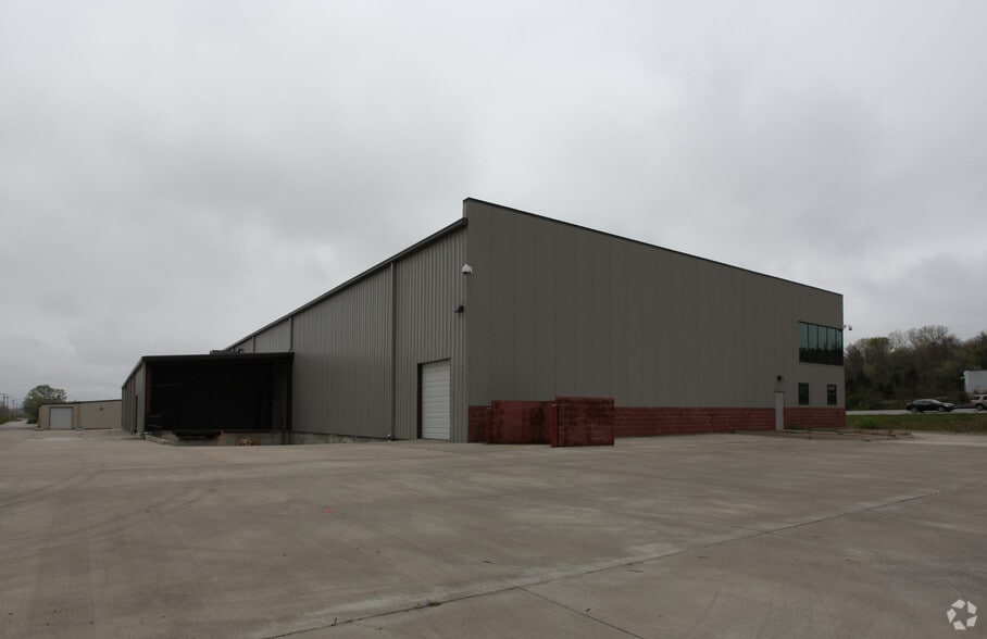 6850 W 47th Ter, Shawnee Mission, KS for lease - Building Photo - Image 3 of 8