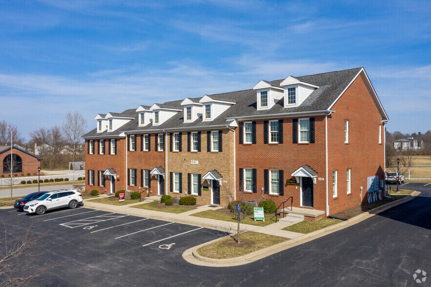 2220 Executive Dr, Lexington, KY à louer - Photo principale - Image 1 de 3