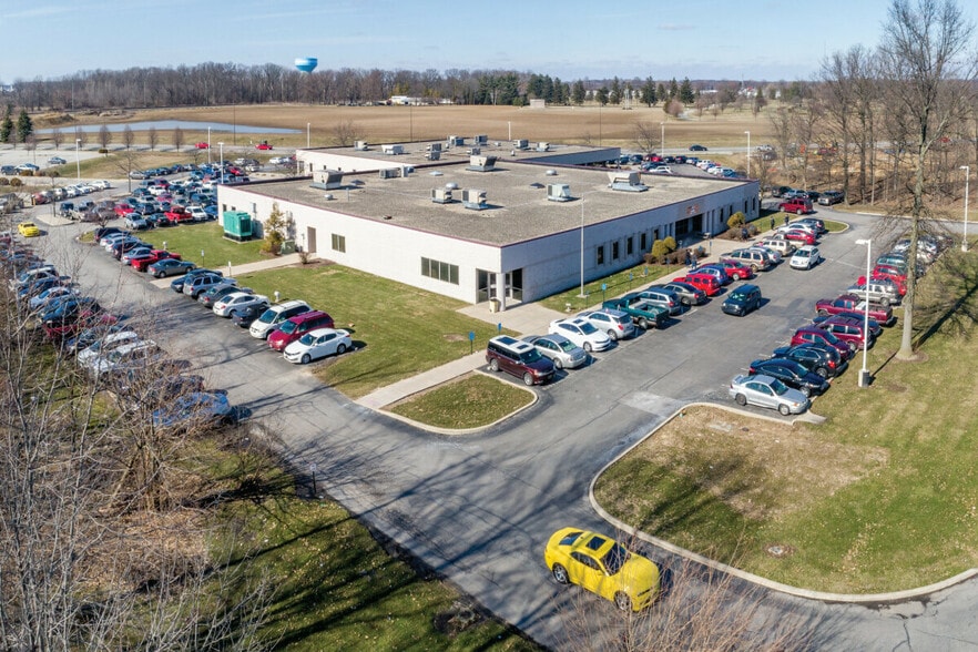 2828 Enterprise Dr, Anderson, IN for lease - Building Photo - Image 2 of 4